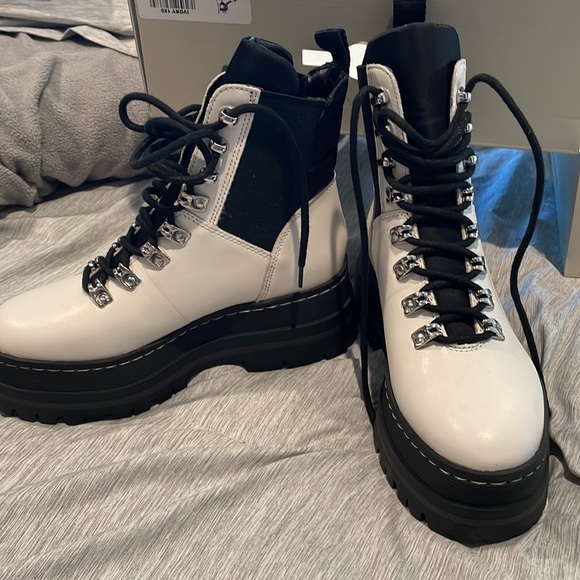 Brand new Marc fisher plune boot - Picture 2 of 3